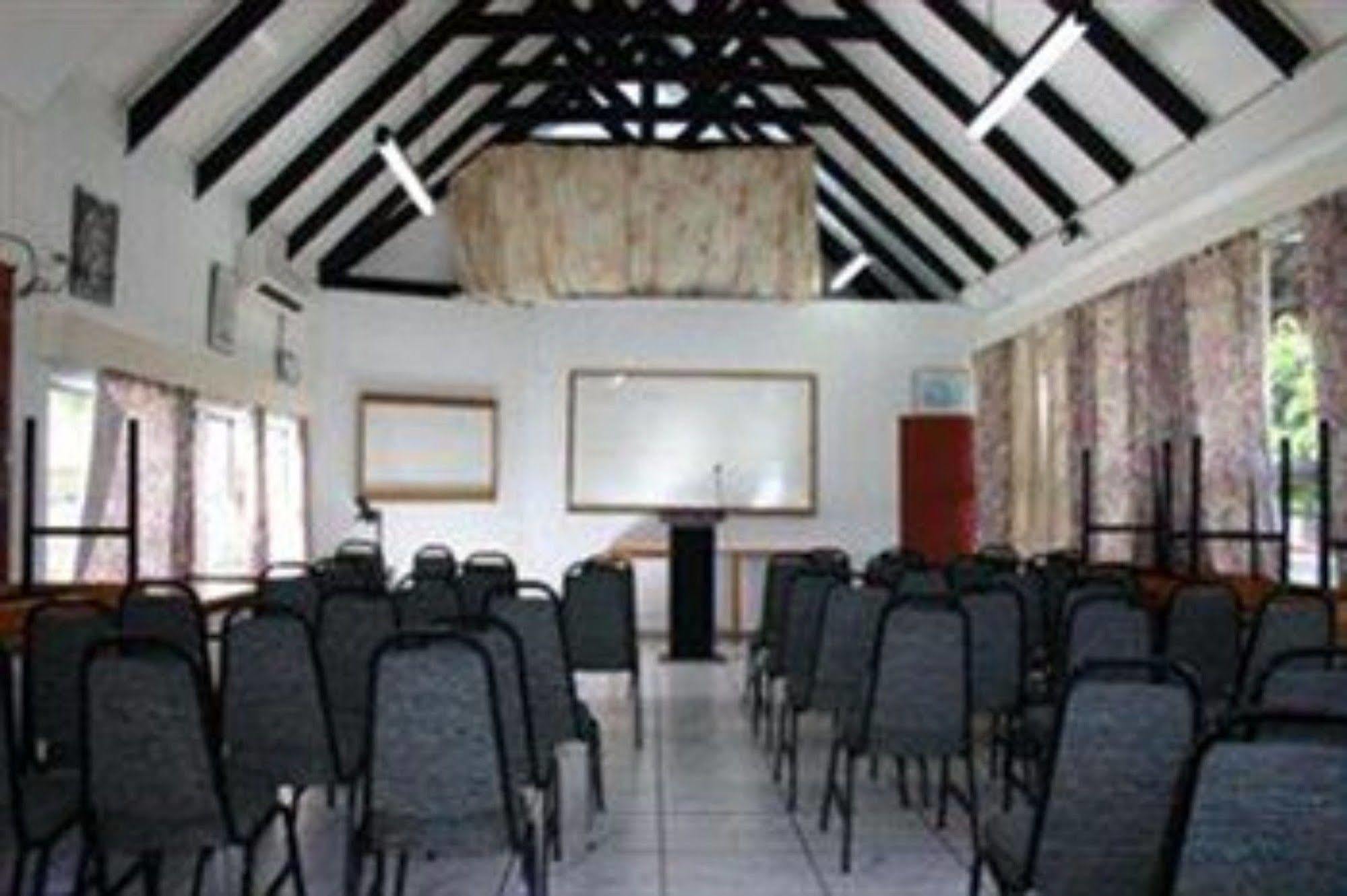 Capricorn Hotel Suva Ngoại thất bức ảnh